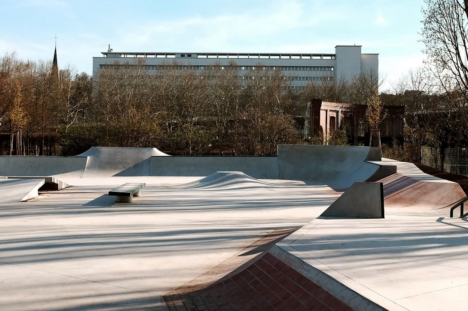 Burgerpark Hafeninsel skatepark